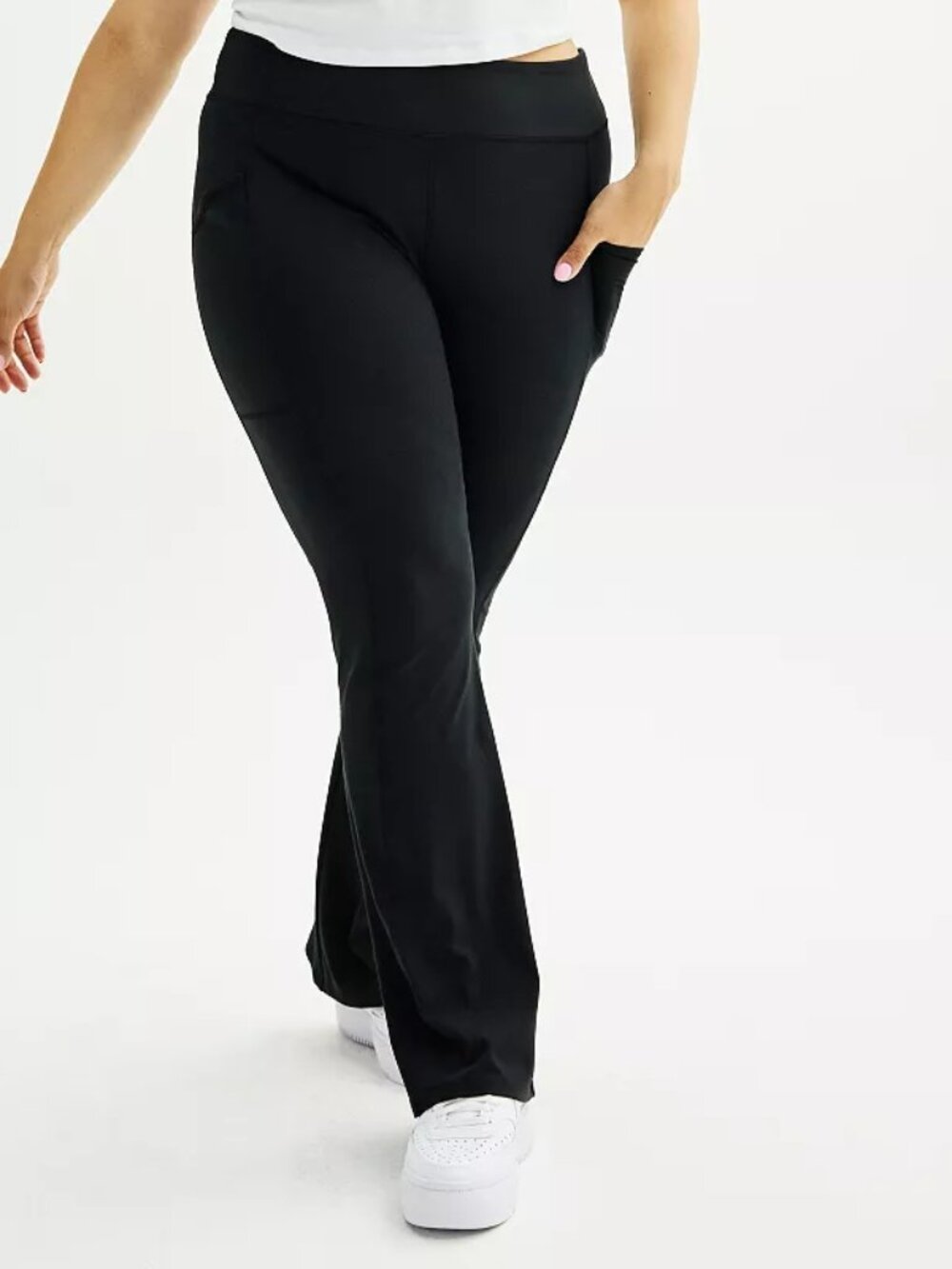 Junior's SO Plus Size Sporty Yoga High Rise Flare Leggings - Black - 1X - NWT